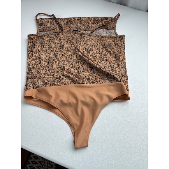 Sincerely Jules Womens Bodysuit Medium M Leopard Print Spaghetti Strap - Picture 3 of 4